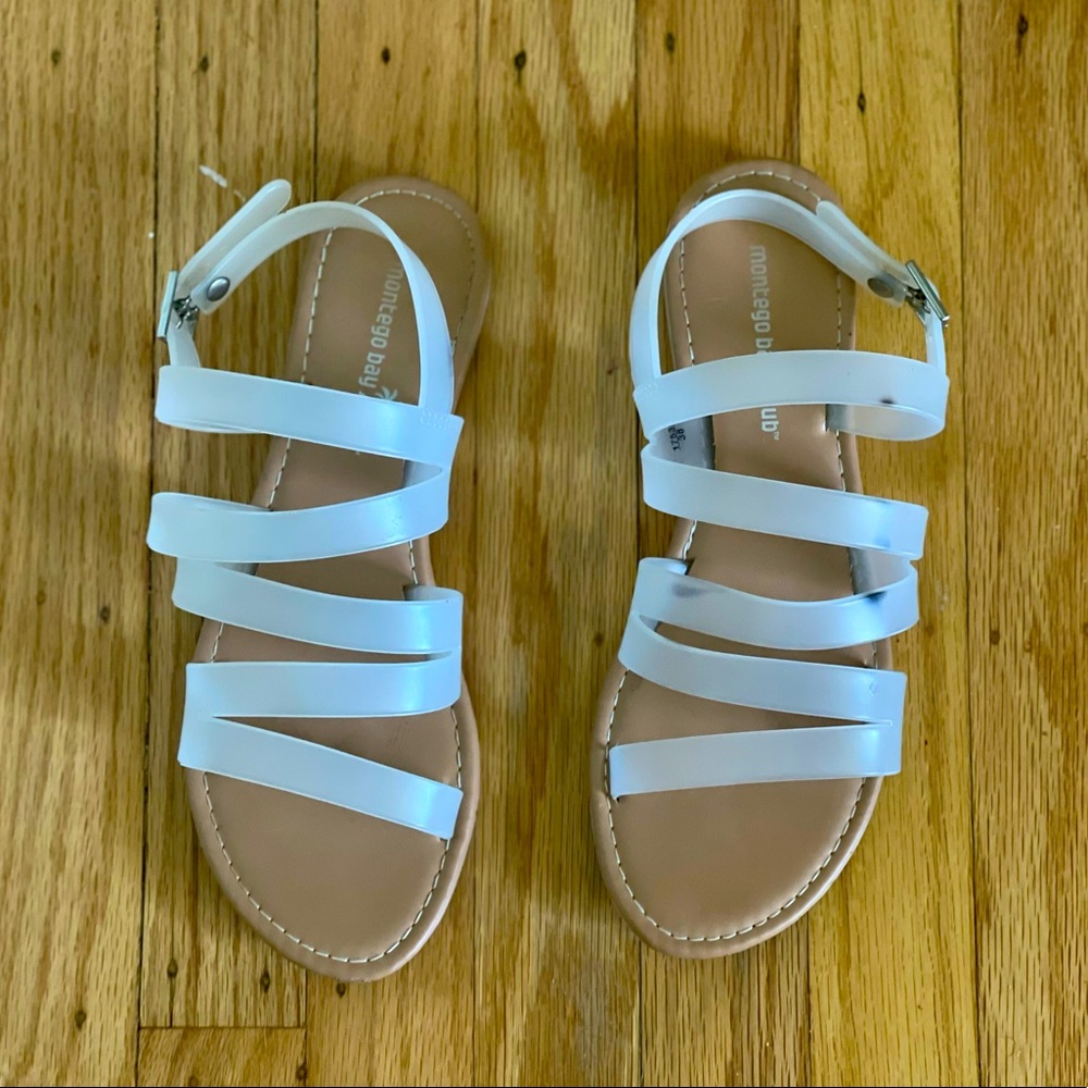 90s style jelly sandals
